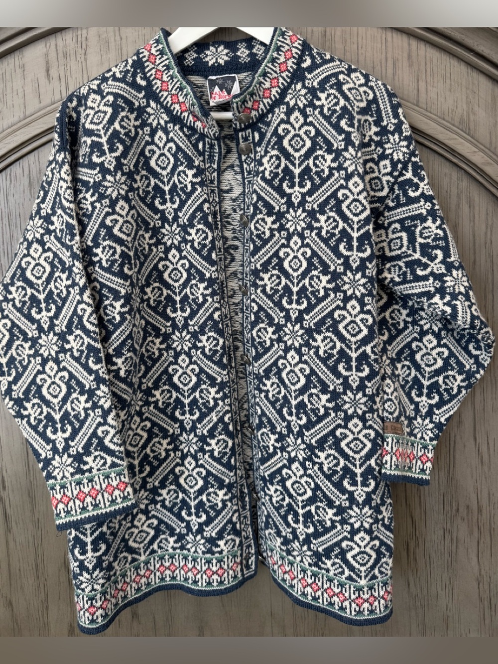 Vintage Dale of Norway Nordic Fair Isle Wool Cardigan Navy Blue & Cream 21x26 - Picture 4 of 7